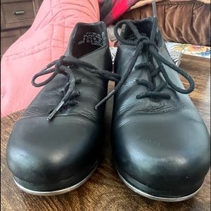 Tap Shoes- Black Capezio